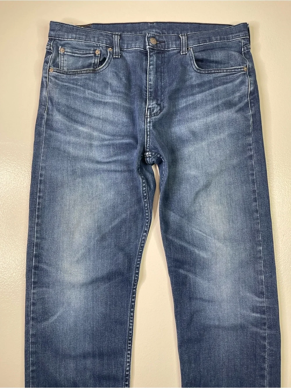 Levi's 502 Regular Taper Fit Medium Wash Denim Jeans 36x32